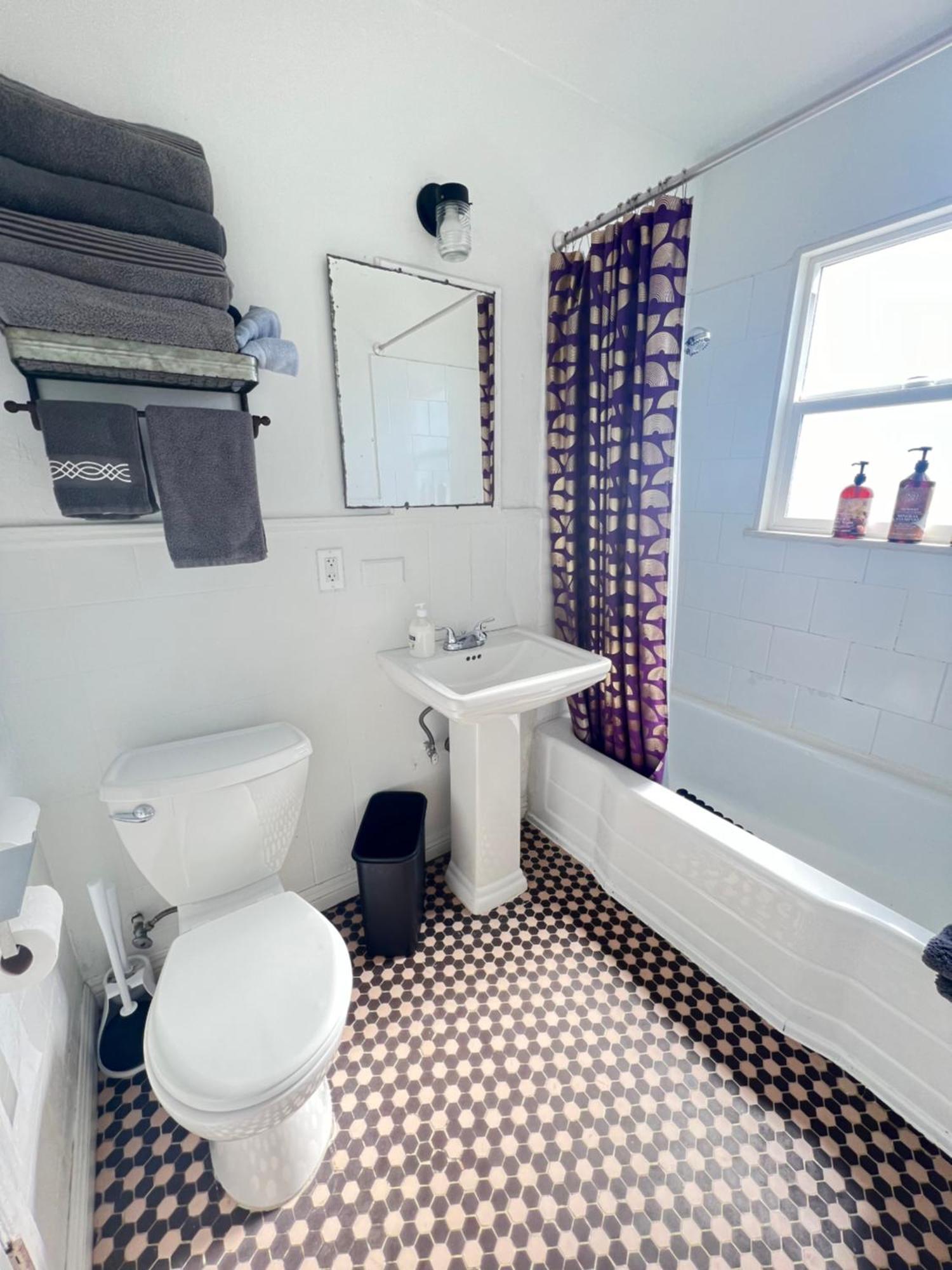 Little Betty's Hideaway
